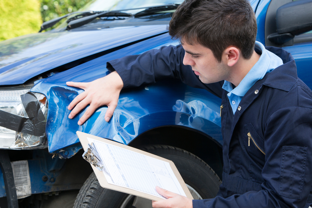 Free Auto Collision Estimates