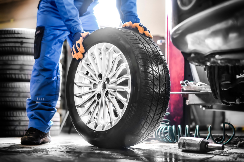 Alloy Wheel Repair: What You Need to Know Before You Book